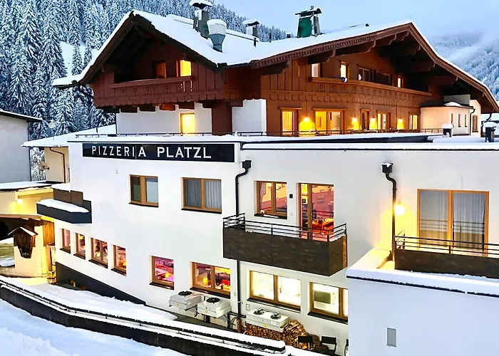 Aparthotel Dorfplatzl Garni