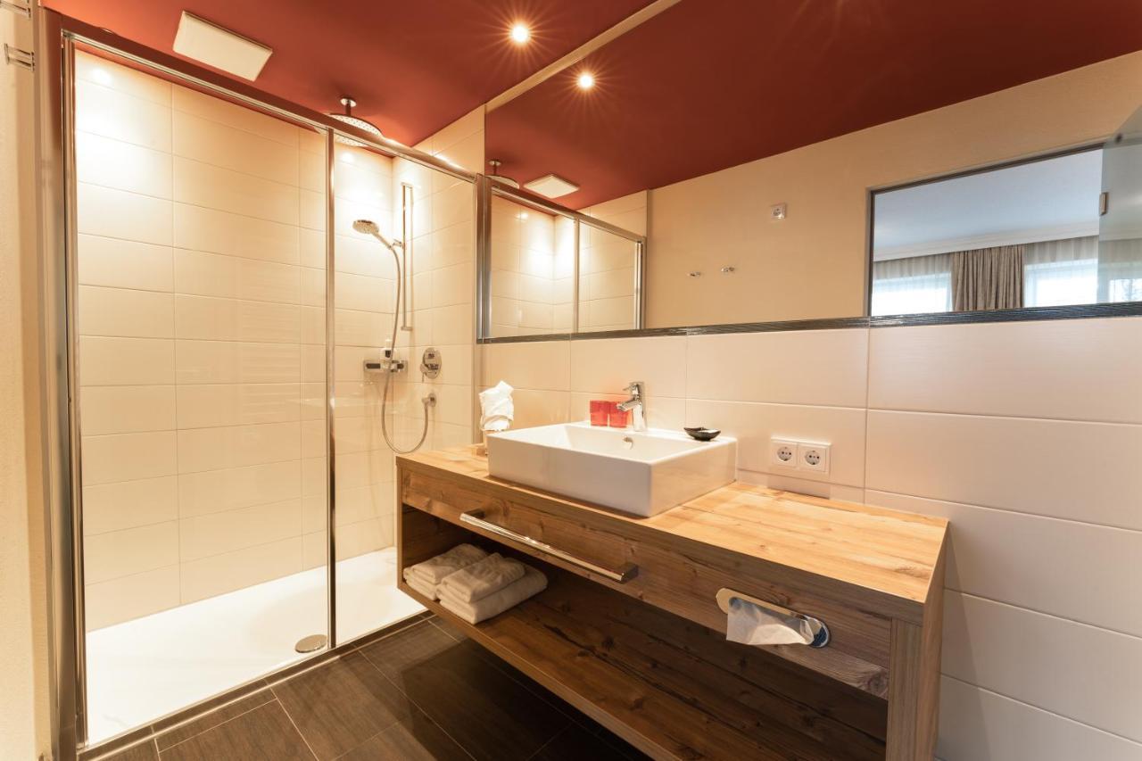 Aparthotel Dorfplatzl Garni Tux